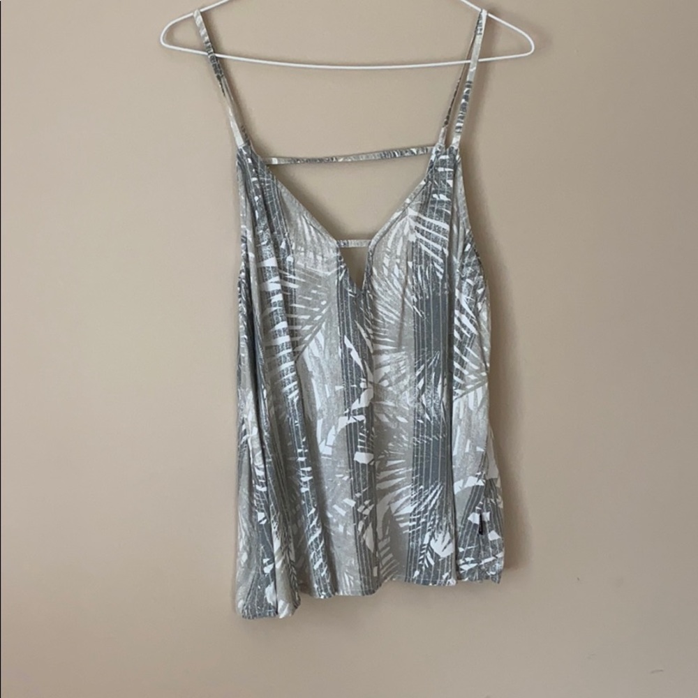 Beach vibes tank